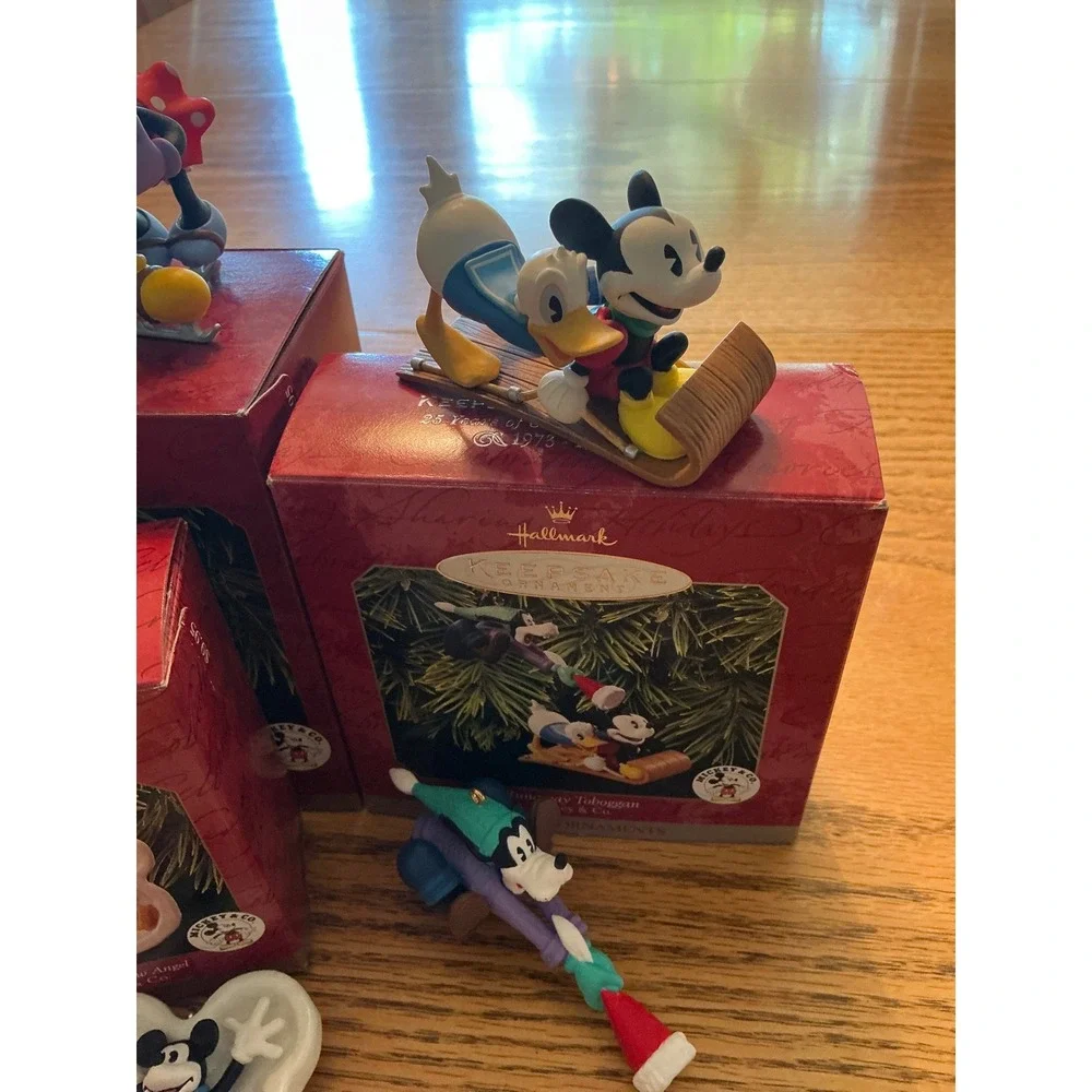 Lot of 4 Hallmark Keepsake Disney Ornaments Mickey Minnie Donald Goofy Vintage